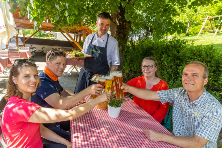 Frisch, fröhlich, Fränkisch: Die Hopfenwochen 2024 im Nürnberger Land